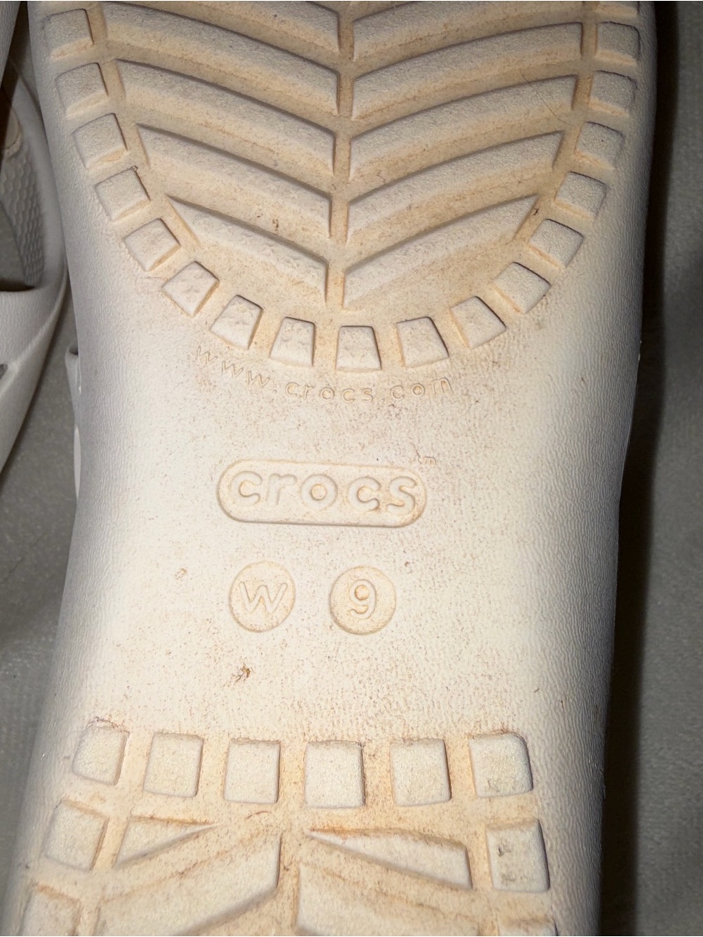 Crocs Women's Flip Flop Thong Sandals - White Synthetic Slip On Logo W 9 - Picture 6 of 6